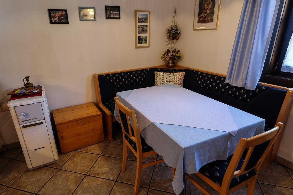 Haus Hubertus Lägenhet Radnig Exteriör bild
